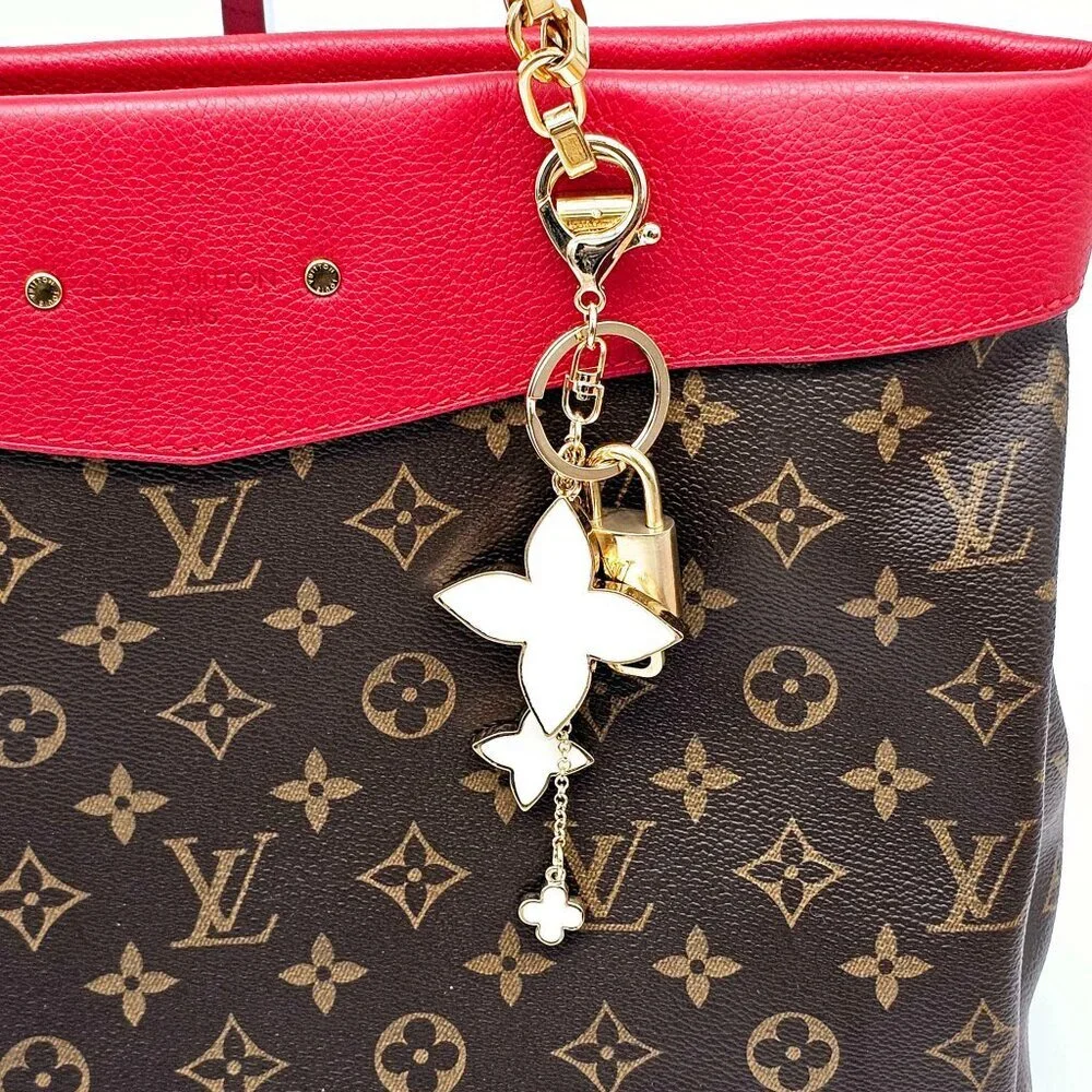 LV Gold Padlock 🔑 Authentic Louis Vuitton Charm + Unbranded Flower Keychain
